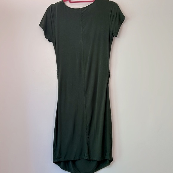 Feathers Maternity Dresses knit comfy set of 2 military green and mauve EUC - Picture 15 of 15